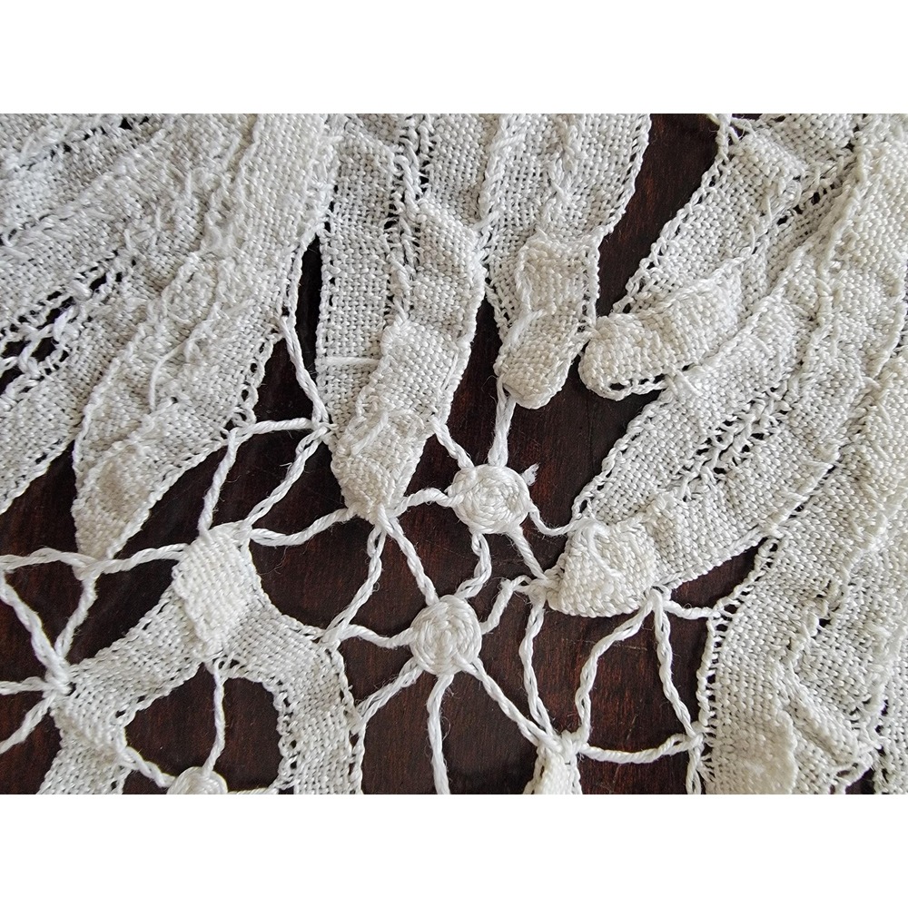 Vintage Handmade Cotton Needle Lace Table Runner - Picture 13 of 16